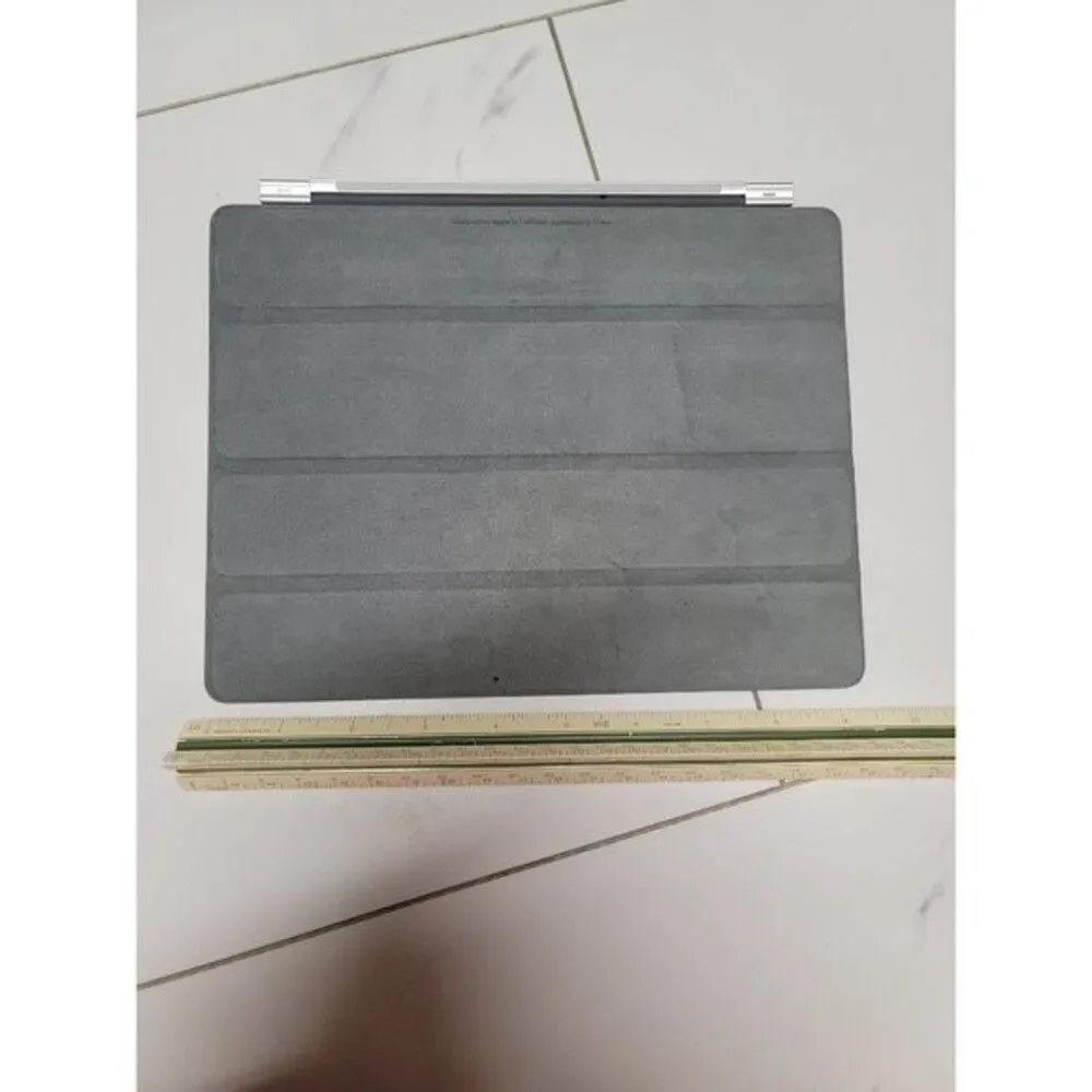 ~ grey ipad smart cover